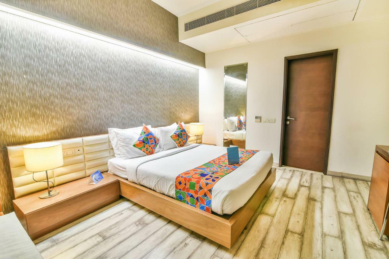 Fabhotel Prime Sage Нью-Дели Экстерьер фото