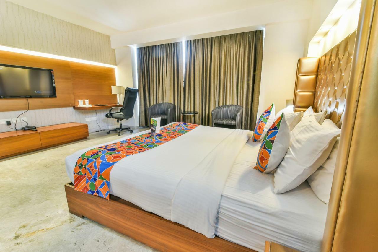 Fabhotel Prime Sage Нью-Дели Экстерьер фото